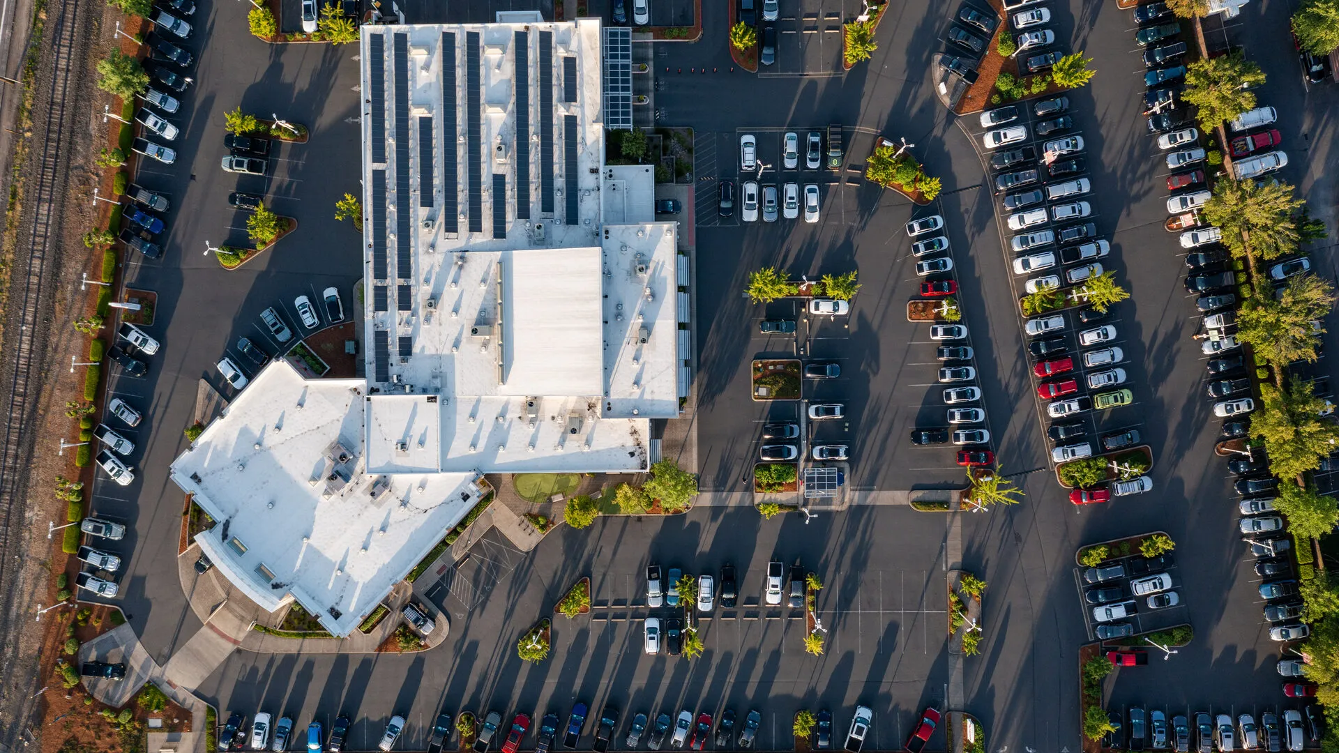 Aerial view of a motor vehicle dealer network